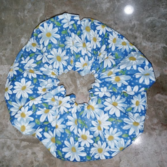 Handmade  Daisy Flowery  Scrunchies - Picture 2 of 2